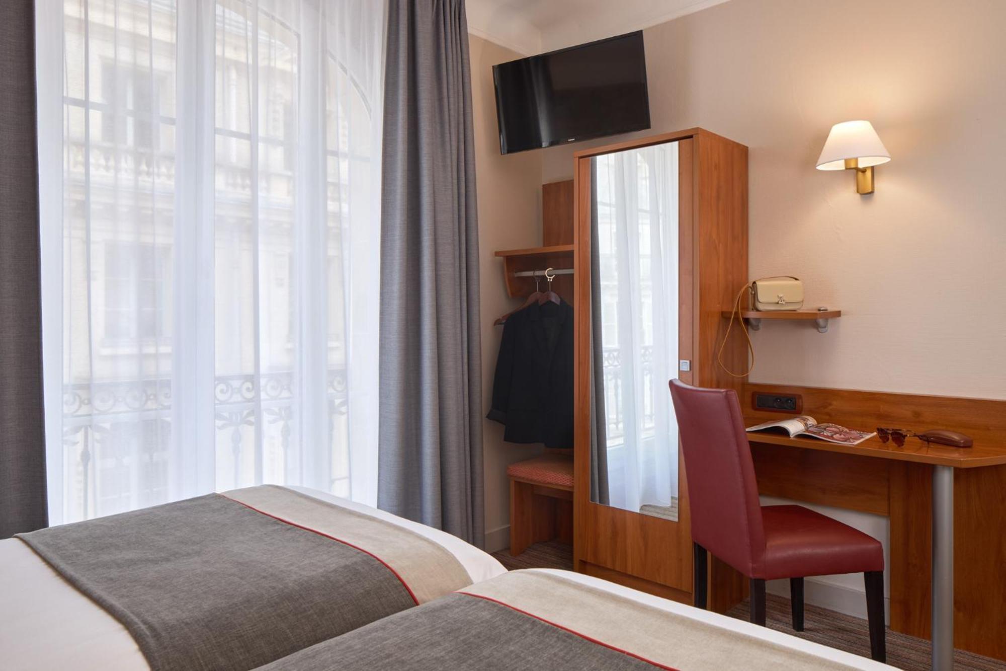 Timhotel Palais Royal Hotel 3*
