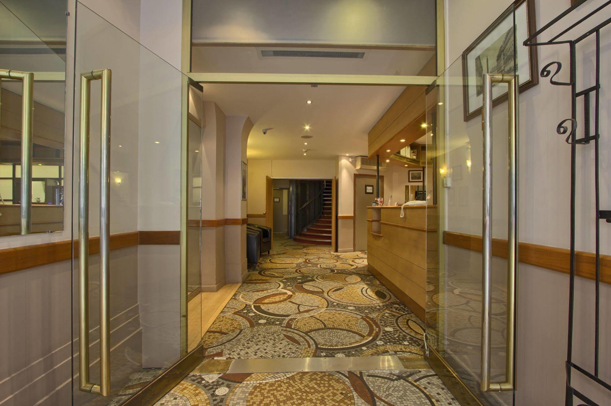 Timhotel Palais Royal Hotel